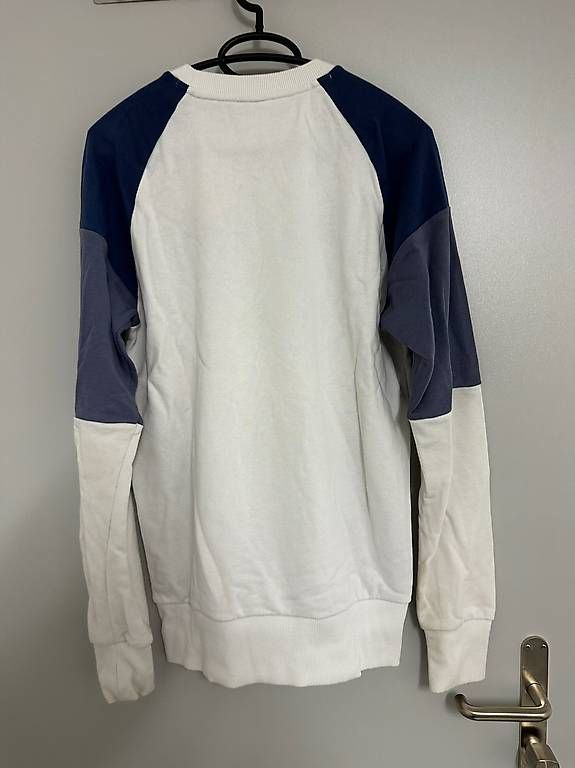 Pullover & Sweatshirts: Real Madrid Pullover Grösse S – Gebraucht aus Egg von Gabriela0000 1