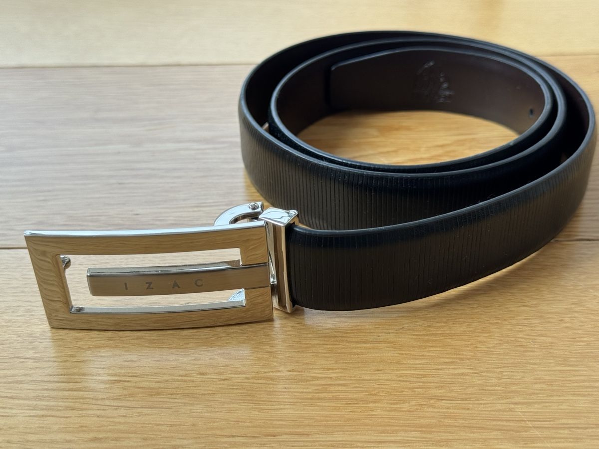 Cinture: IZAC Leather Belt, Silver Buckle, Classy Look, One Size – Nuovo (secondo la descrizione) da Zürich venduto da Keller110