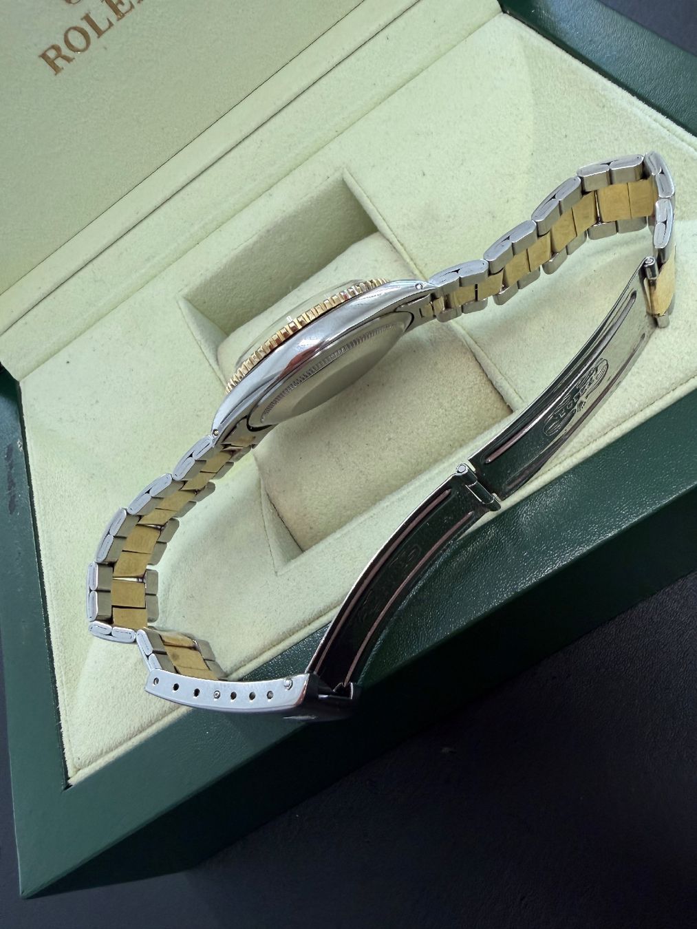 Rolex Orologi: Rolex Datejust 1625 Stahl Gold,automatic, läuft,mit Box – Usato da Glattbrugg venduto da tarnkappenbomber 6