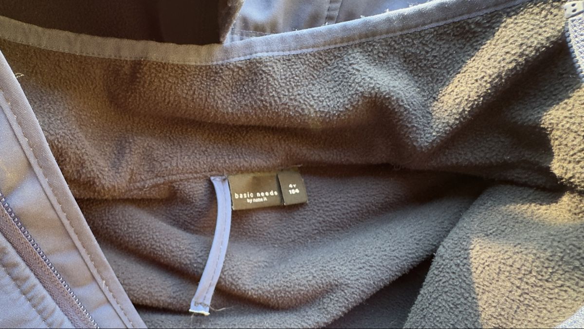 Name It Vestes & Manteaux: Softshell Jacke name it Gr. 104  – D'occasion à Luzern par ja_0707 3