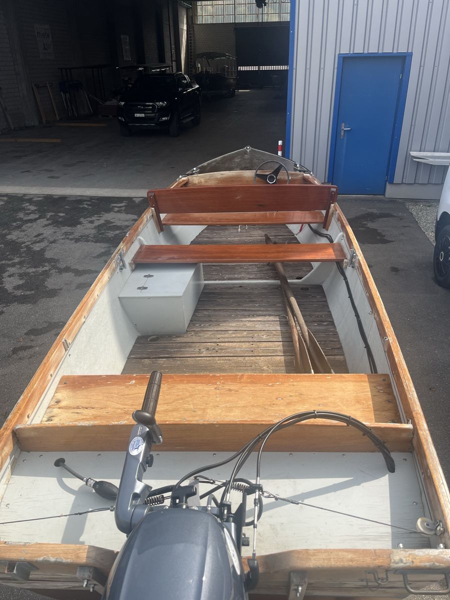 Mändli Boote: Mändli Fischerboot mit 6 Ps Aussenborder – Gebraucht aus Neuhausen von Buda8 1