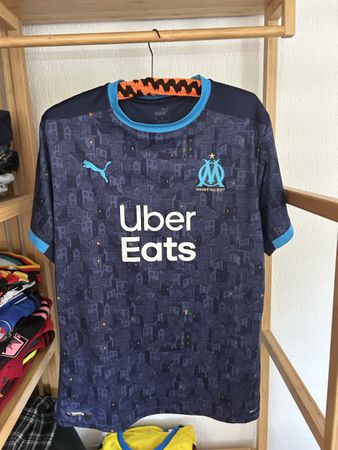 Maillot OM Puma 2022/2023 neuf avec étiquettes Uber Eats! 💙