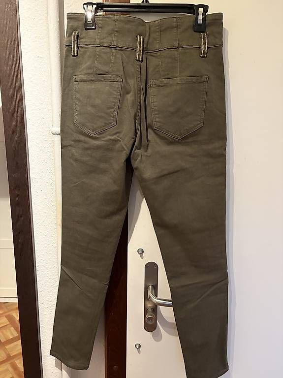 Pantaloni: Pantalon Kaki Morgan 40 – Usato da Veyrier venduto da Nath9279 1