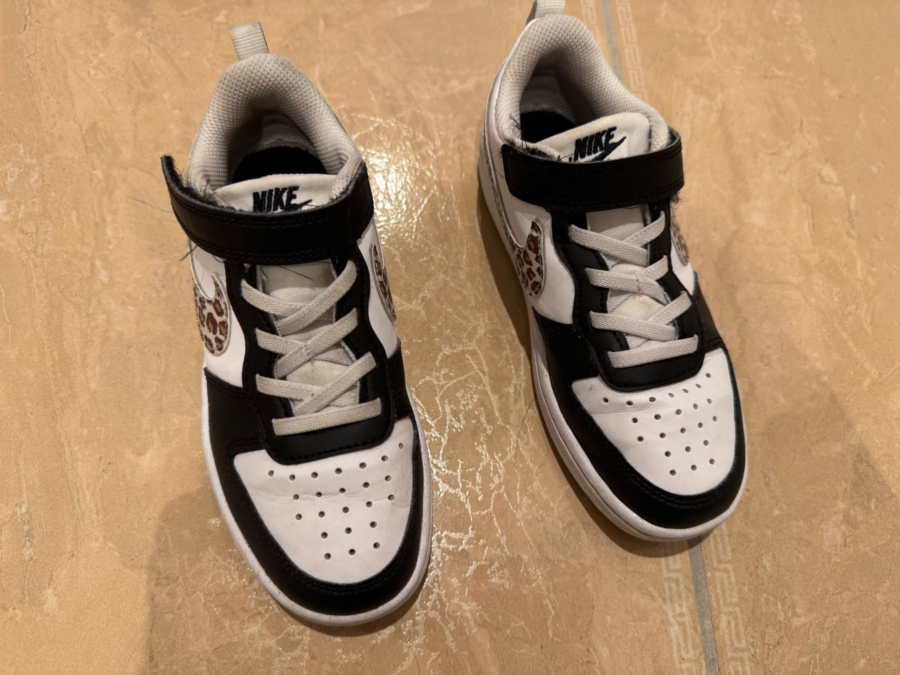 Scarpe per ragazze: Nike Sneakers, 31 – Usato da Klingnau venduto da Markus14 1