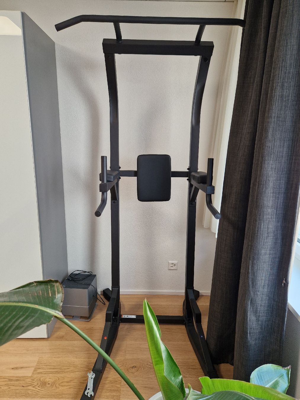Decathlon Hometrainer: Power Tower Training station 900 – Neu (gemäss Beschreibung) aus Zürich von zvr_8cw6 1