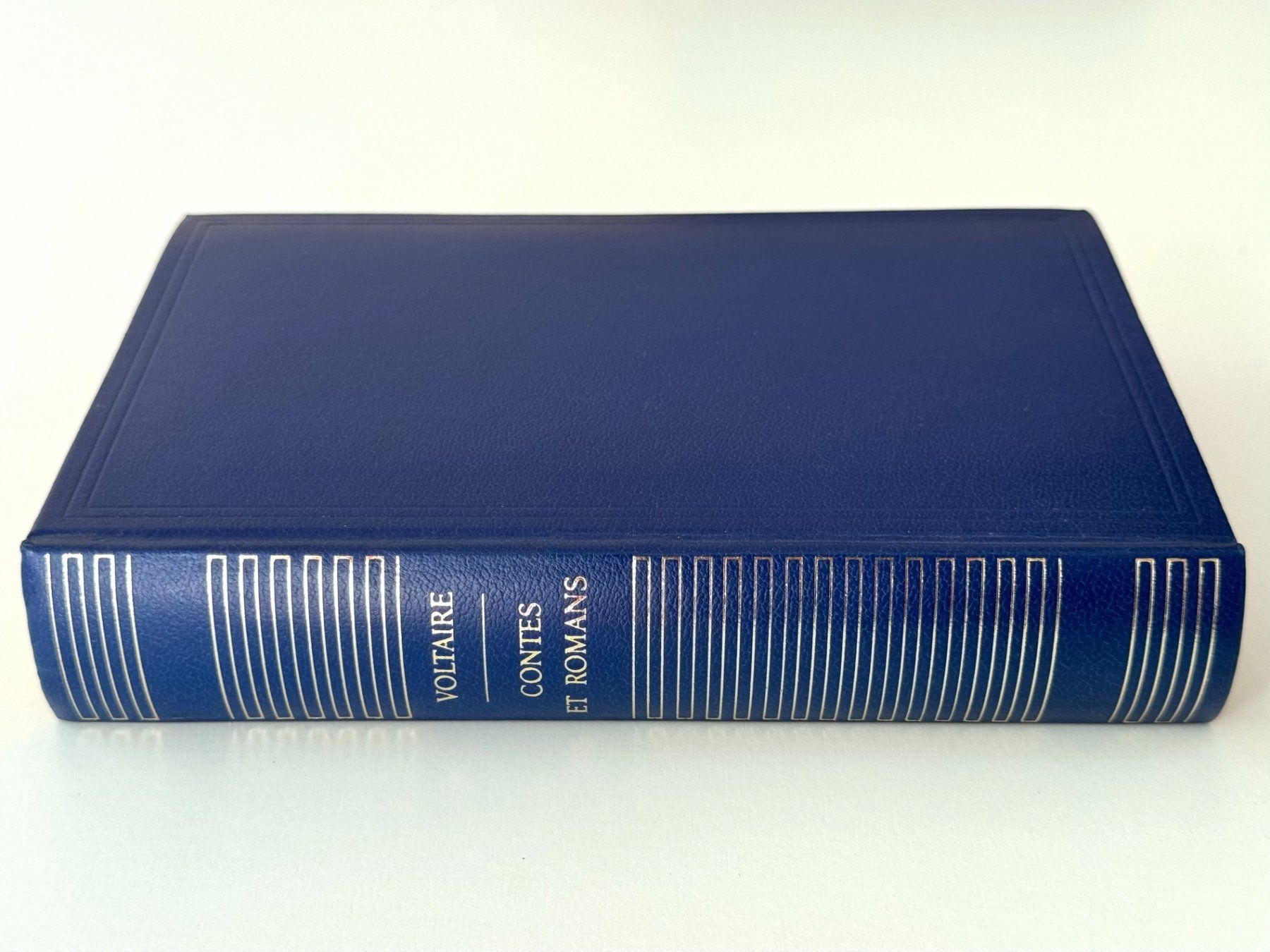 Bücher: Voltaire - Contes et romans – Gebraucht aus Genève von Reveur 1