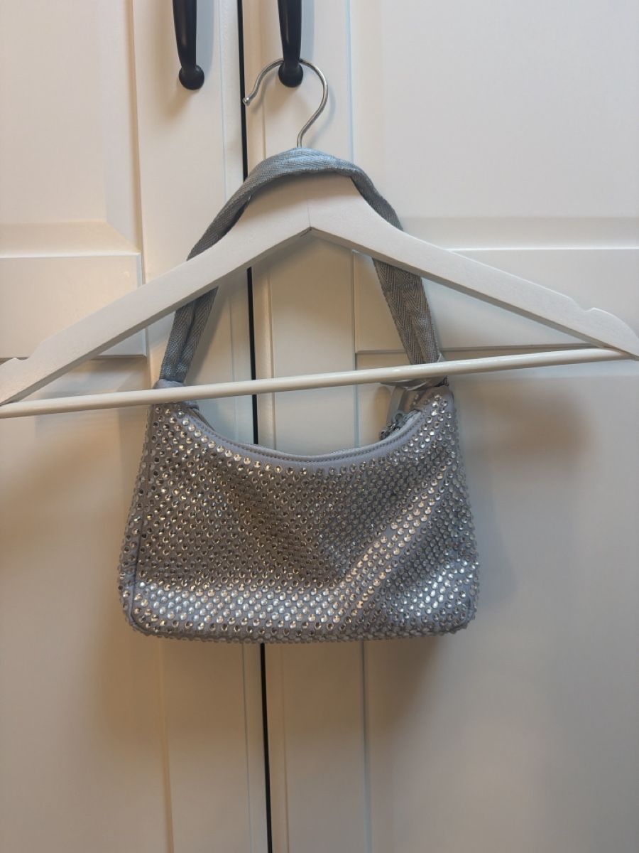 Prada Borse da donna: Prada Re-Edition 2000 Handtasche Strass Silber neuwertig – Nuovo (secondo la descrizione) da Volketswil venduto da jus_yy56 1