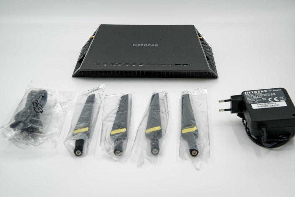 SMART WiFi Router - Netgear Nighthawk X4 AC2350 Model R7500 | Kaufen ...