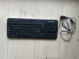 Logitech K400r Tastatur und Mauspad 2in1 mit USB Empfänger