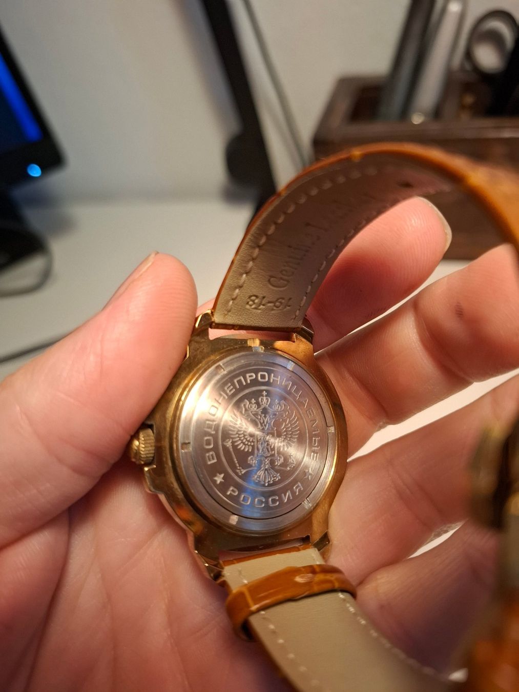 Vostok Orologi: 3 x Vostok Handaufzug – Usato da Effretikon venduto da RossTheBoss 5