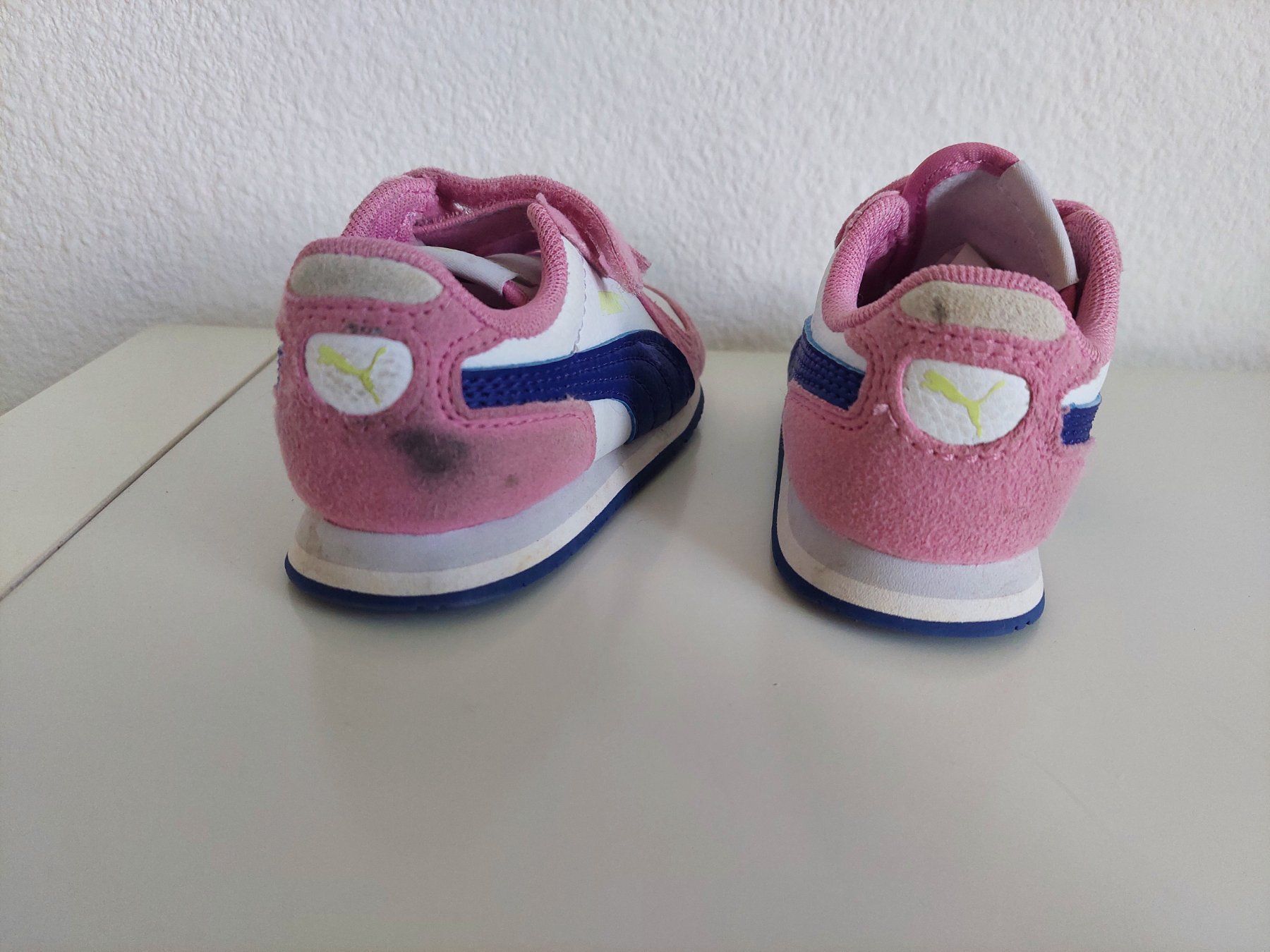 Puma Scarpe per ragazze: ROSA PUMA TURNSCHUH GR. 21 – Usato da Münchenstein venduto da Strupfi 2