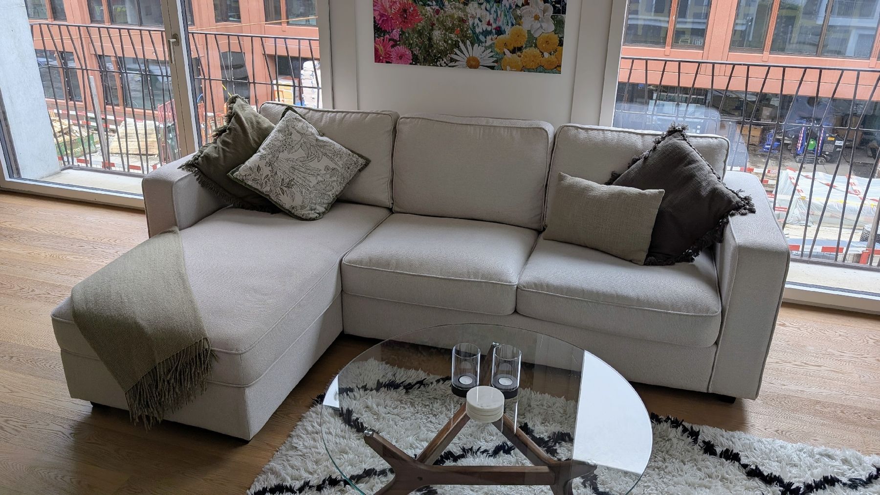 Divani: L-shaped Sofa in very good condition - beige – Usato da Zürich venduto da law_ggp7
