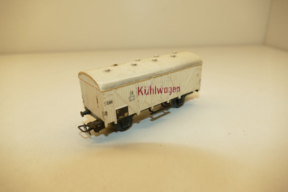 Märklin O Gauge DR Refrigerated Van Kühlwagen 17930 With Brakeman’s Hut VGC