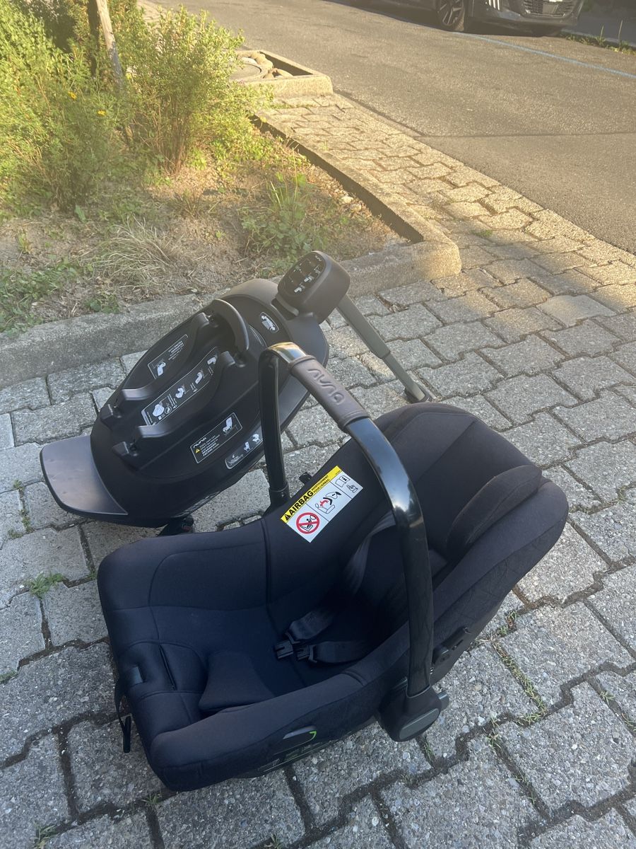 Nuna Seggiolini per auto: Nuna PIPA next Babyschale + Nuna BASE next ISOFIX-Basis – Usato da Bern venduto da Goran991 1