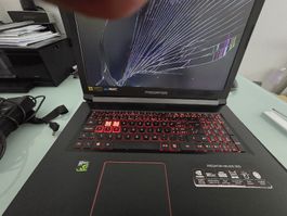 predator Helios 300