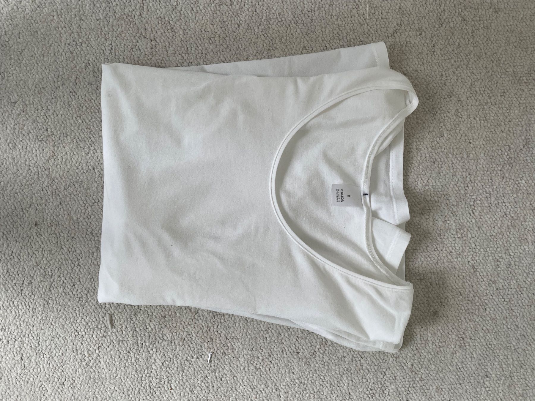 Calida T-shirts: Calida Shirt Gr.M ca. 40 – D'occasion à Zürich par Pamuk04 5