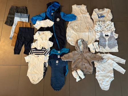 Baby Kleiderpaket Grösse 62-68, ideal für den Übergang