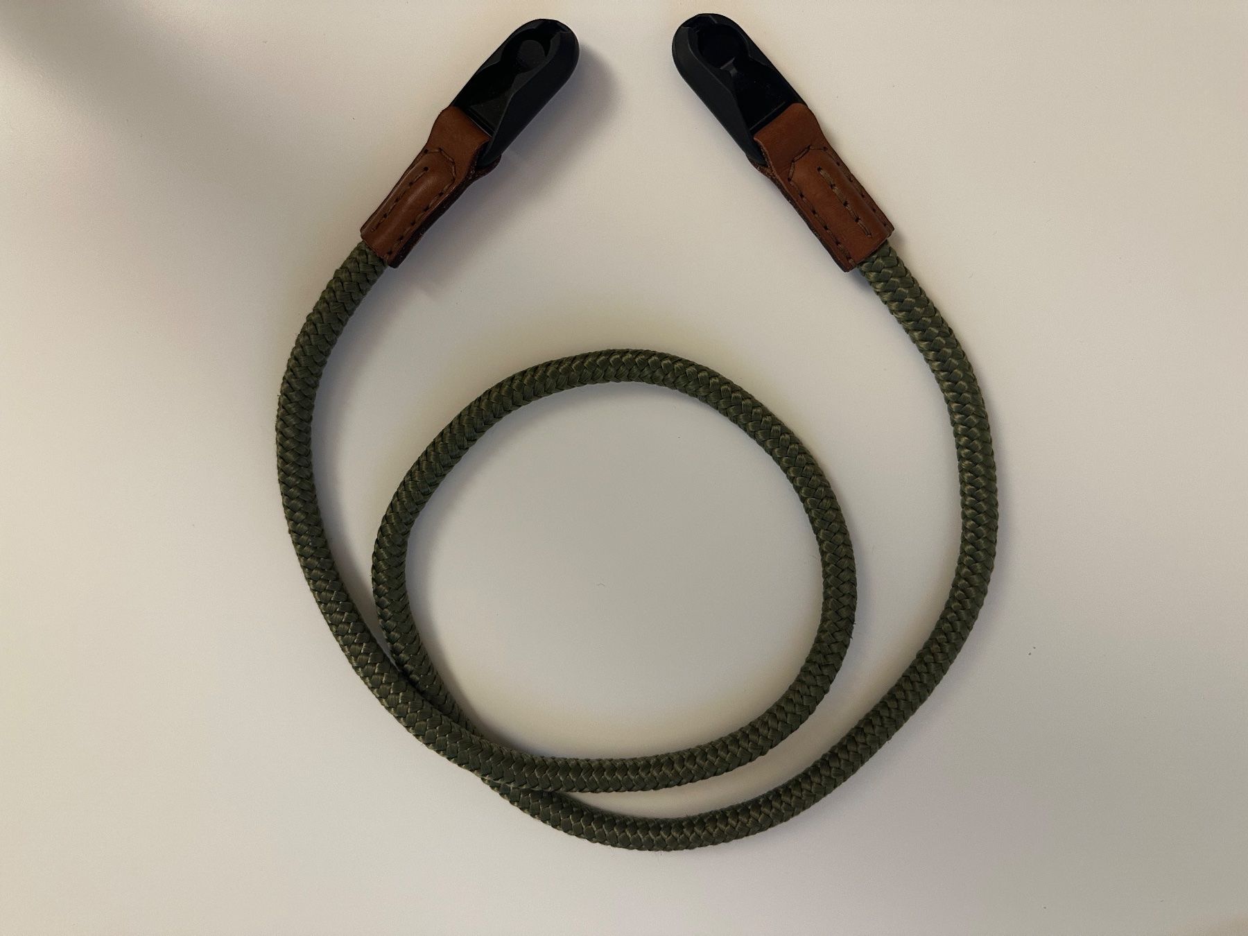 Sonstiges Zubehör: Kameragurt mit Peak Design Anchors – Gebraucht aus Zürich von By959 1