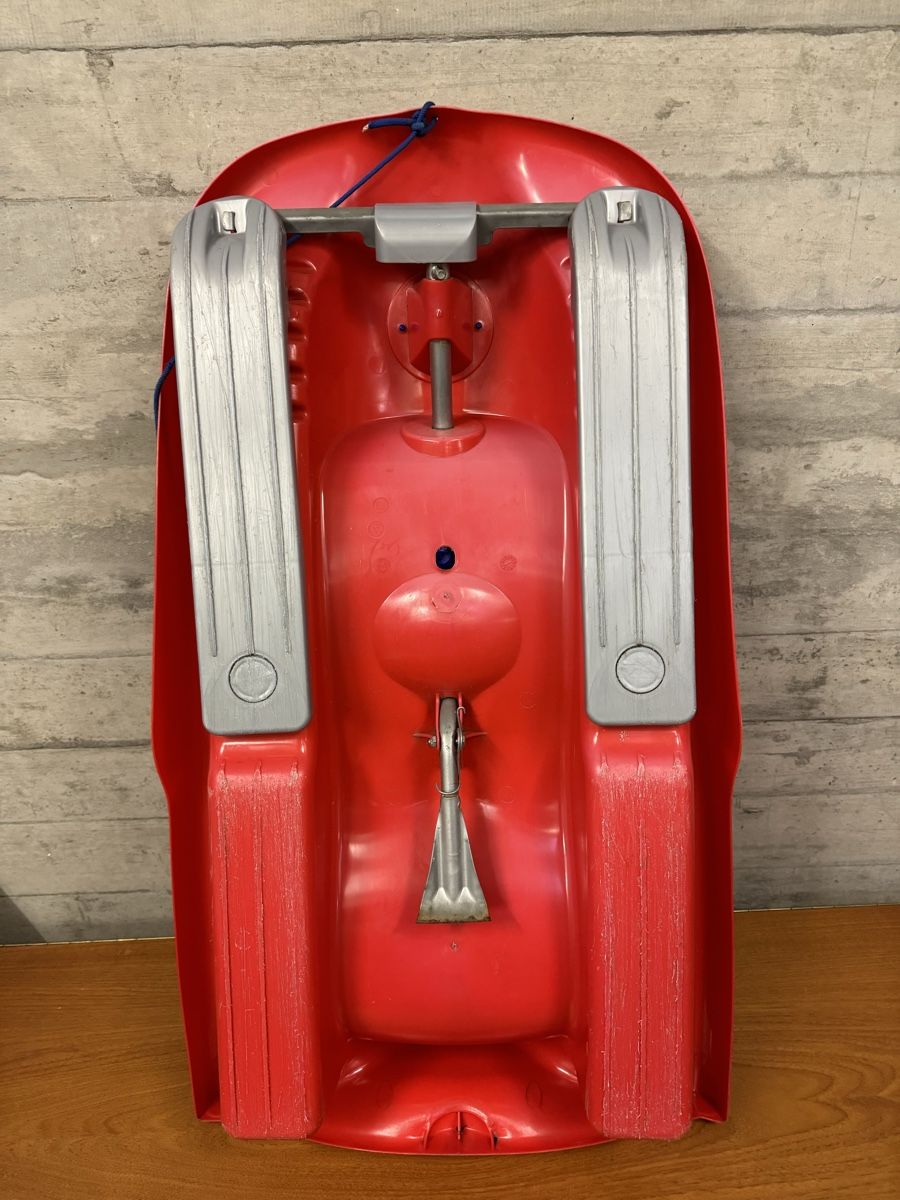 Schlitteln: Schlitten Bob der Red Devil – Gebraucht aus Münchenstein von Eclipse6 4