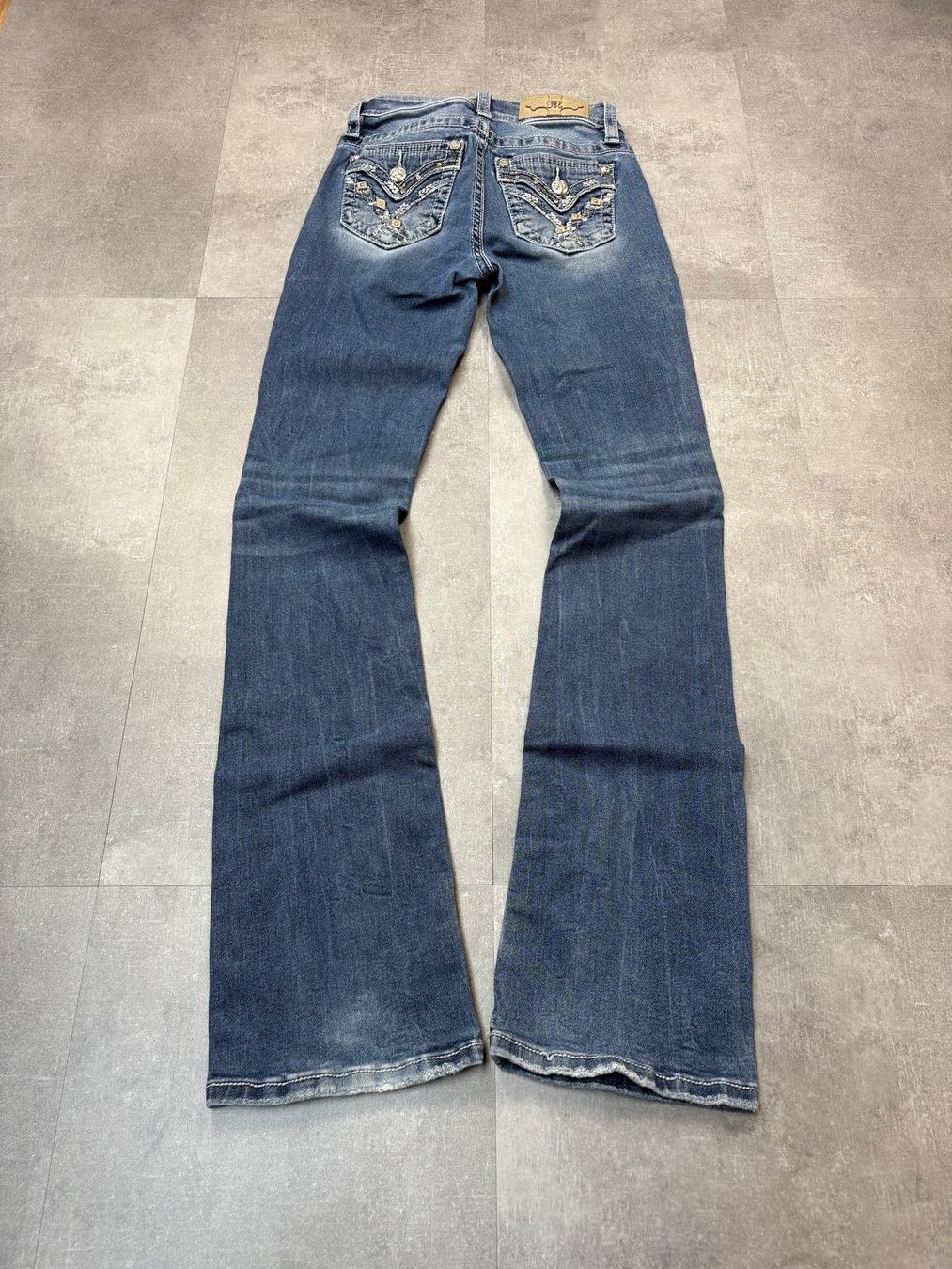 Jeans: Miss Me Bootcut Flared Jeans - Grösse XS/24 – Neu (gemäss Beschreibung) aus Werdenberg von hase.vintage