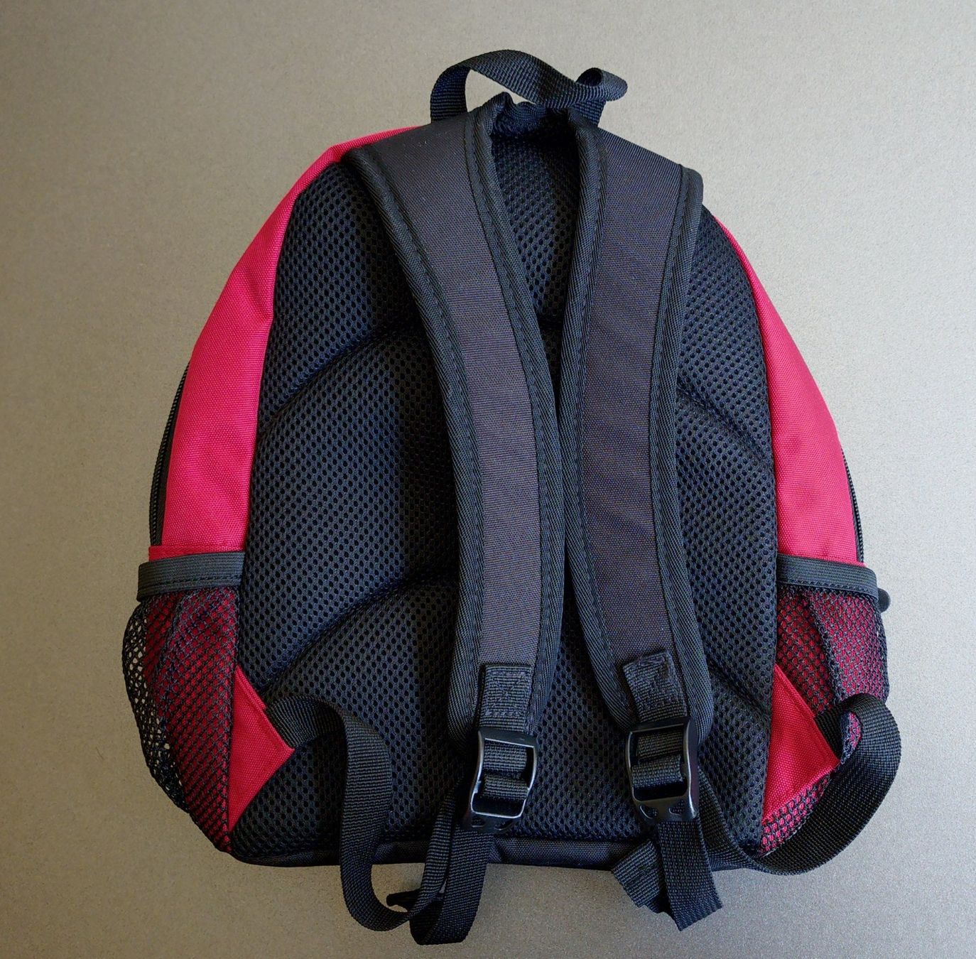 Hi-Tec Kindertaschen: Kinderrucksack HI-TEC neu, rot – Neu (gemäss Beschreibung) aus Küssnacht von Delmu 1