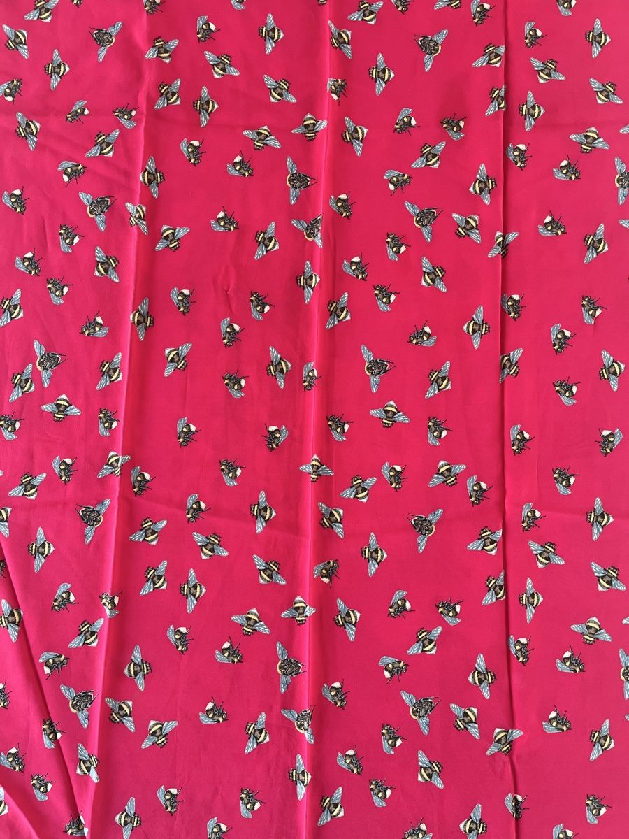 Fabric Frontline Foulard & Sciarpe: Seidenfoulard / Fabric Frontline  – Usato da Wetzikon ZH venduto da seli03 1