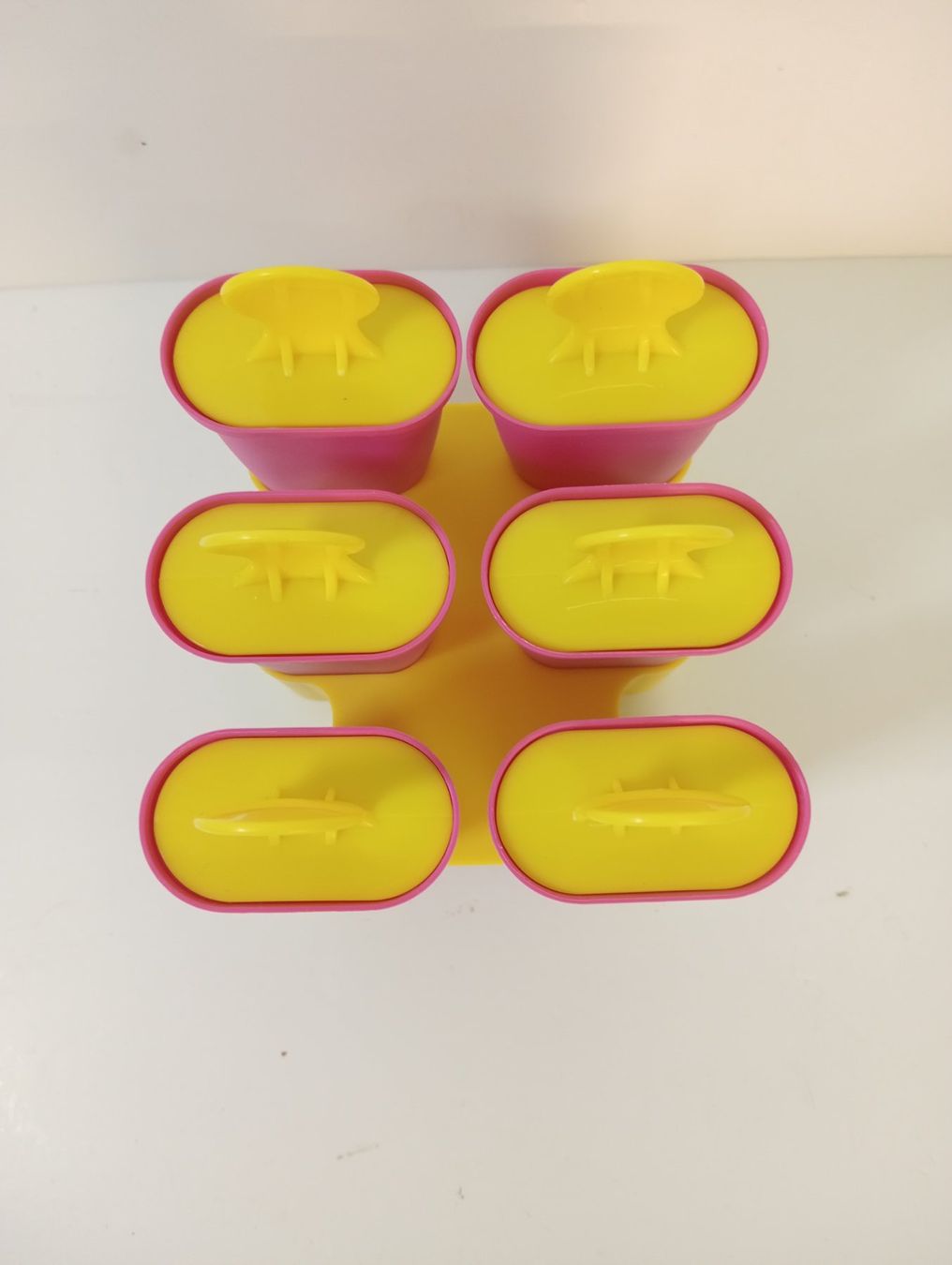 Ikea Elettrodomestici da cucina: IKEA CHOSIGT Glaceform rosa gelb – Usato da Allschwil venduto da Evgeniia78 2