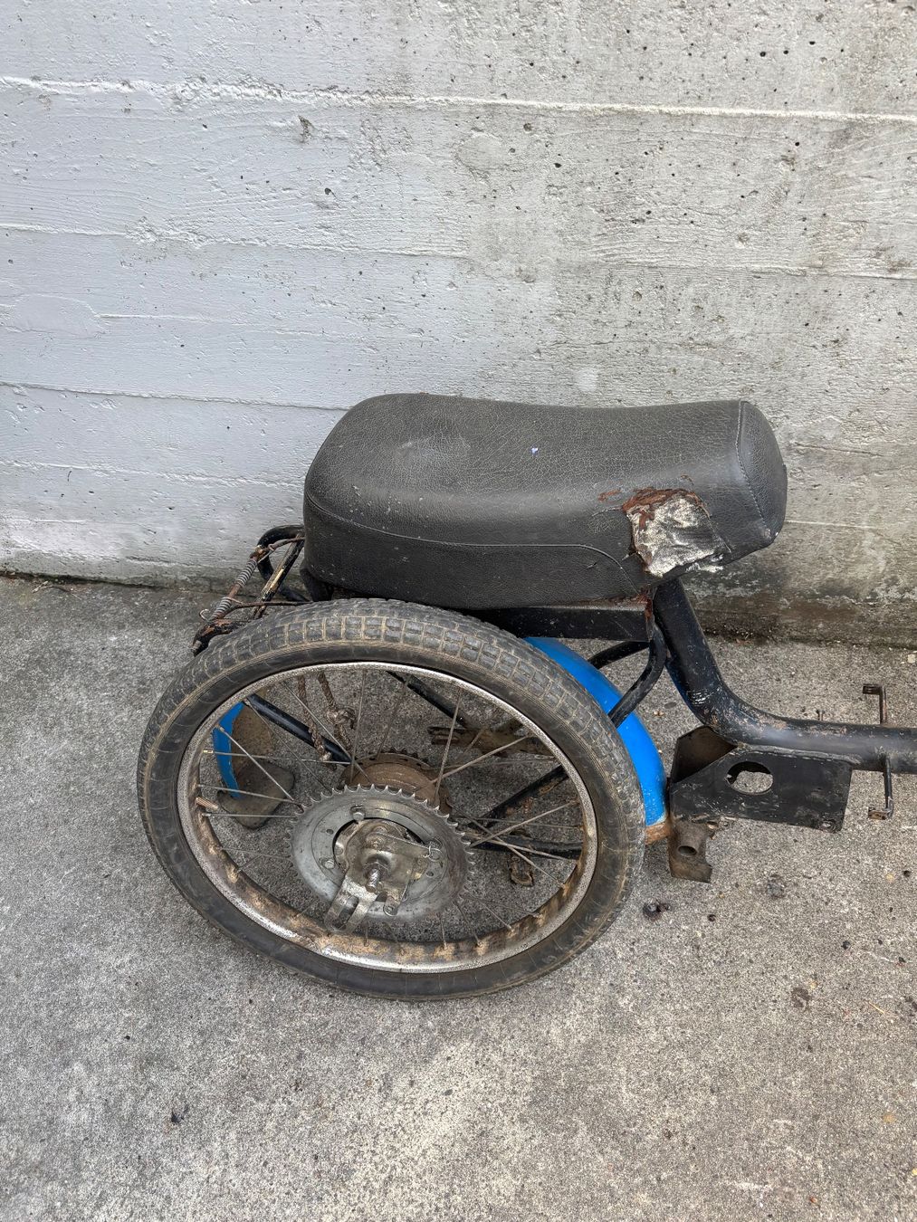 Mofas: Töffli ab 1fr – Gebraucht aus Widnau von Puch-Garage 2