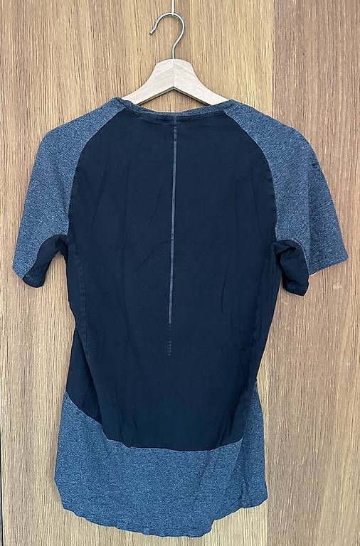 T-shirt: T-Shirt – Usato da Gais venduto da T_iziana 1