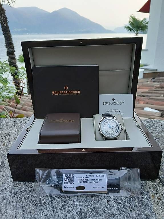 Baume & Mercier Orologi: Baume & Mercier Capeland Worldtimer - Comme Neuve, Révisée – Usato da Lausanne venduto da DavidoffHumidors