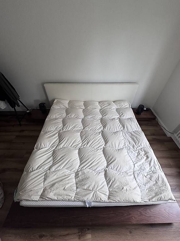 Betten: Bett mit Lattenrost – Gebraucht aus Basel von R_Goncalves1 1