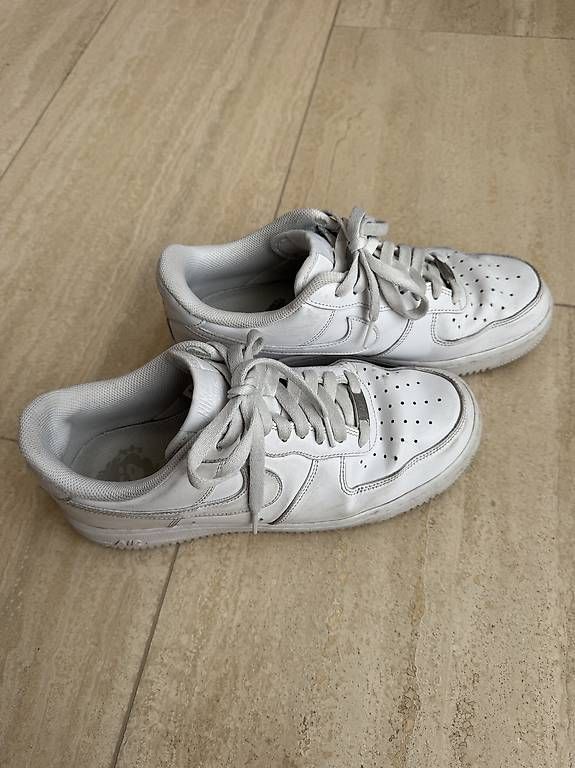 Nike Scarpe da uomo: Nike Air Force 1 – Usato da Zürich venduto da nictor 3