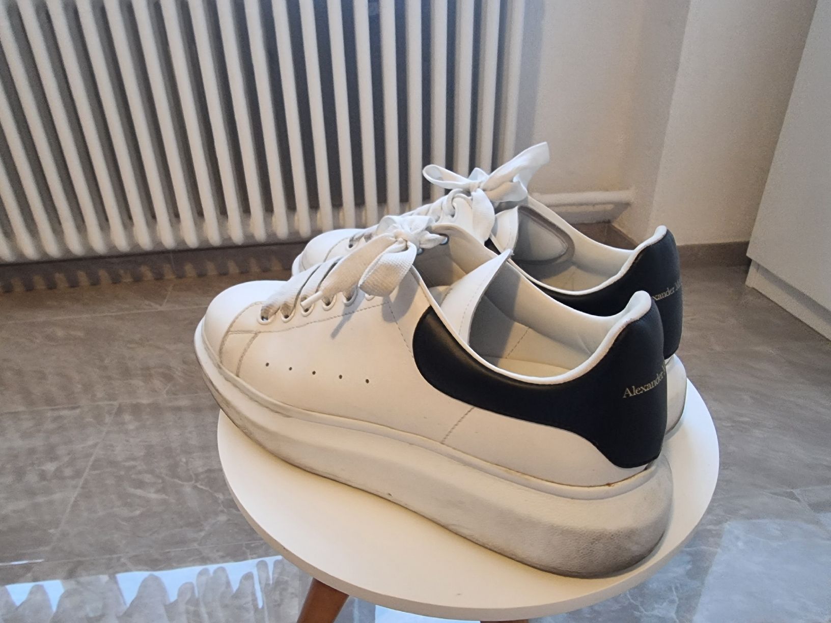 Alexander Mcqueen Scarpe da uomo: Alexander McQueen Oversized Sneakers Gr. 43.5/44 – Usato da Lengnau BE venduto da Thanu1994 2