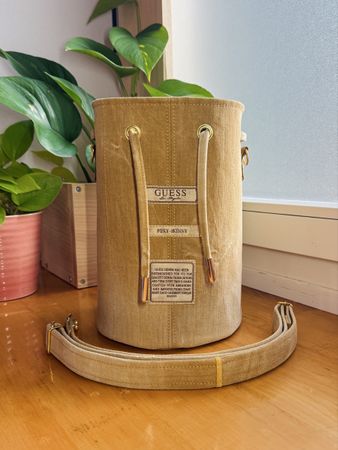 Guess-Bucket-Bag - Handgemacht