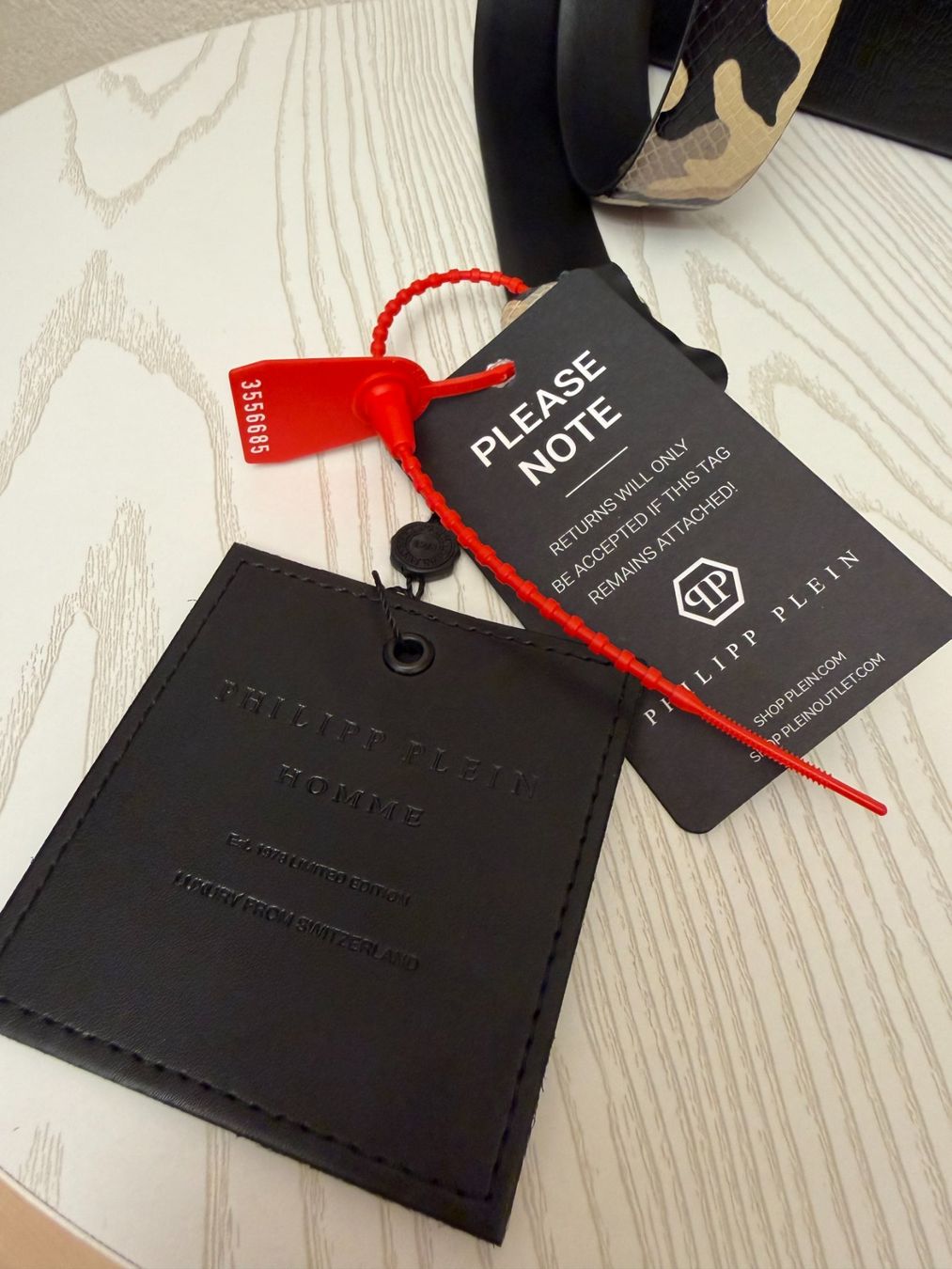 Philipp Plein Cinture: PHILIPP PLEIN GÜRTEL – Nuovo e nell'imballaggio originale da Erlinsbach SO venduto da DesignerByNeven 2