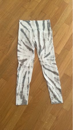 Sport Leggings, Tie-Dye Muster, Grösse L Top Zustand!