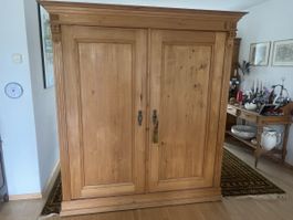 Massiver Tannenholz Kleiderschrank, Landhausstil