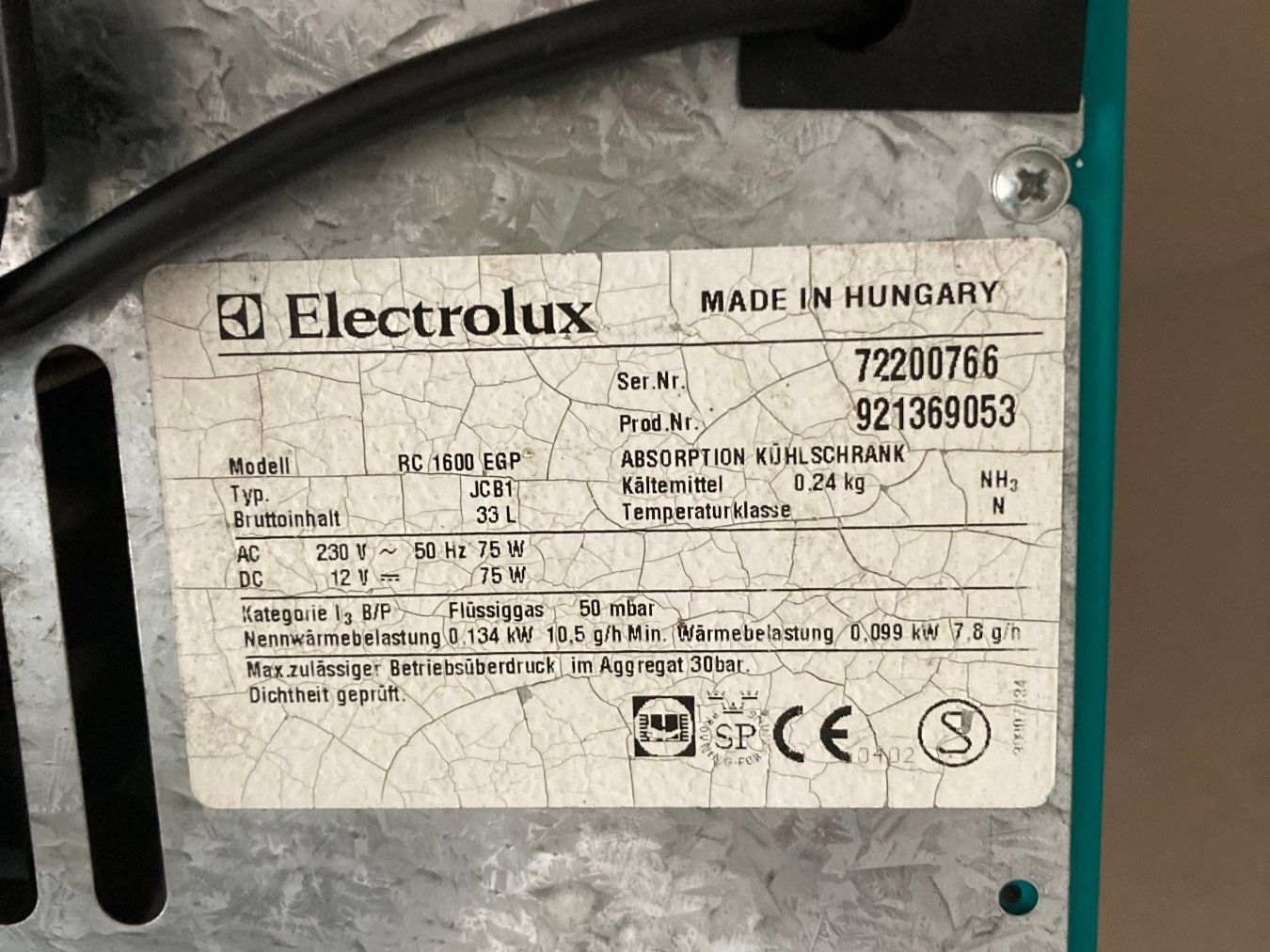 Electrolux Frigoriferi & Refrigeratori: camping Kühlbox Gas-12V-230V – Usato da Flawil venduto da dalai59 3