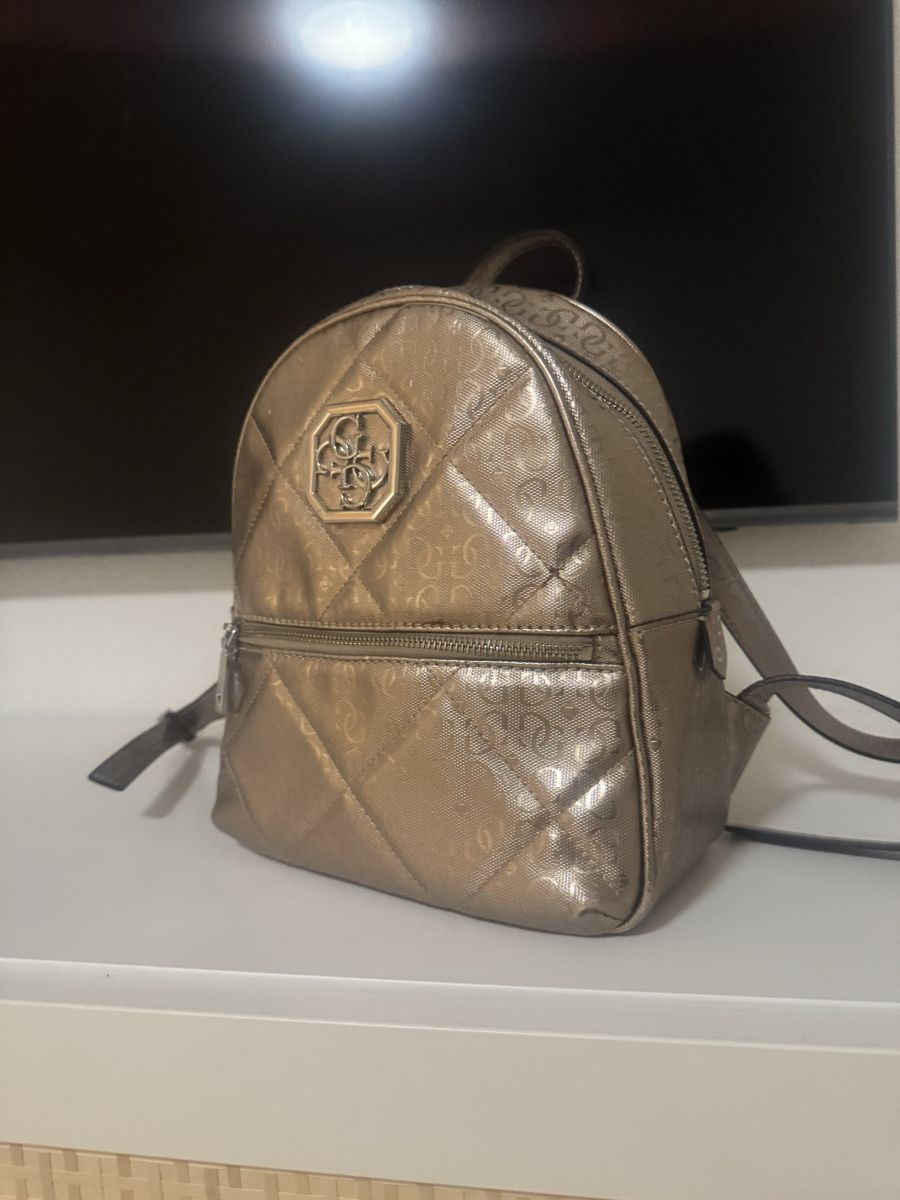 Guess Rucksäcke: Original GUESS Damen Rucksack – Neu (gemäss Beschreibung) aus Pratteln von VL_87
