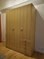 Kleiderschrank 3-türig mit Schubladen