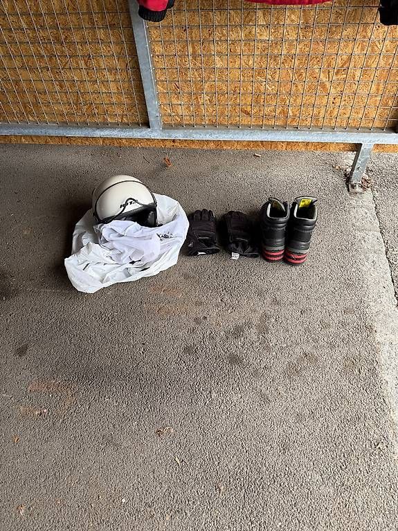 Jacken: booster veste de moto  – Gebraucht aus Porrentruy von Jrm19 4