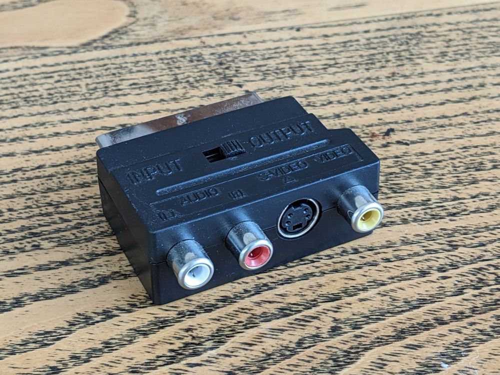 Adaptateur composite AV RCA Cinch s-video / SCART péritel (Gebraucht ...