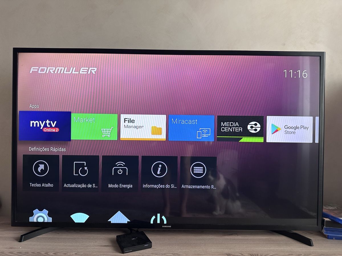 Samsung Appareils TV: TV Formuler 4K Android Smart TV - Parfait état! – D'occasion à Dättwil AG par nes_t6k8