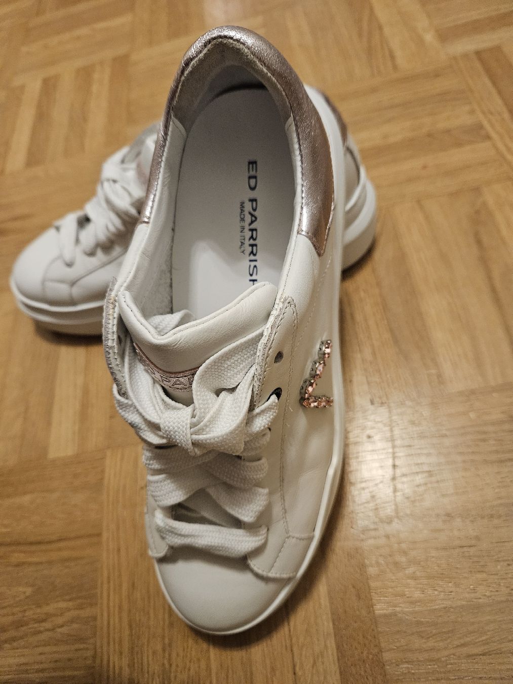 Scarpe da donna: Ed Parrish Sneaker Gr. 39 Weiss – Nuovo e nell'imballaggio originale da Basel venduto da fragolina08 1