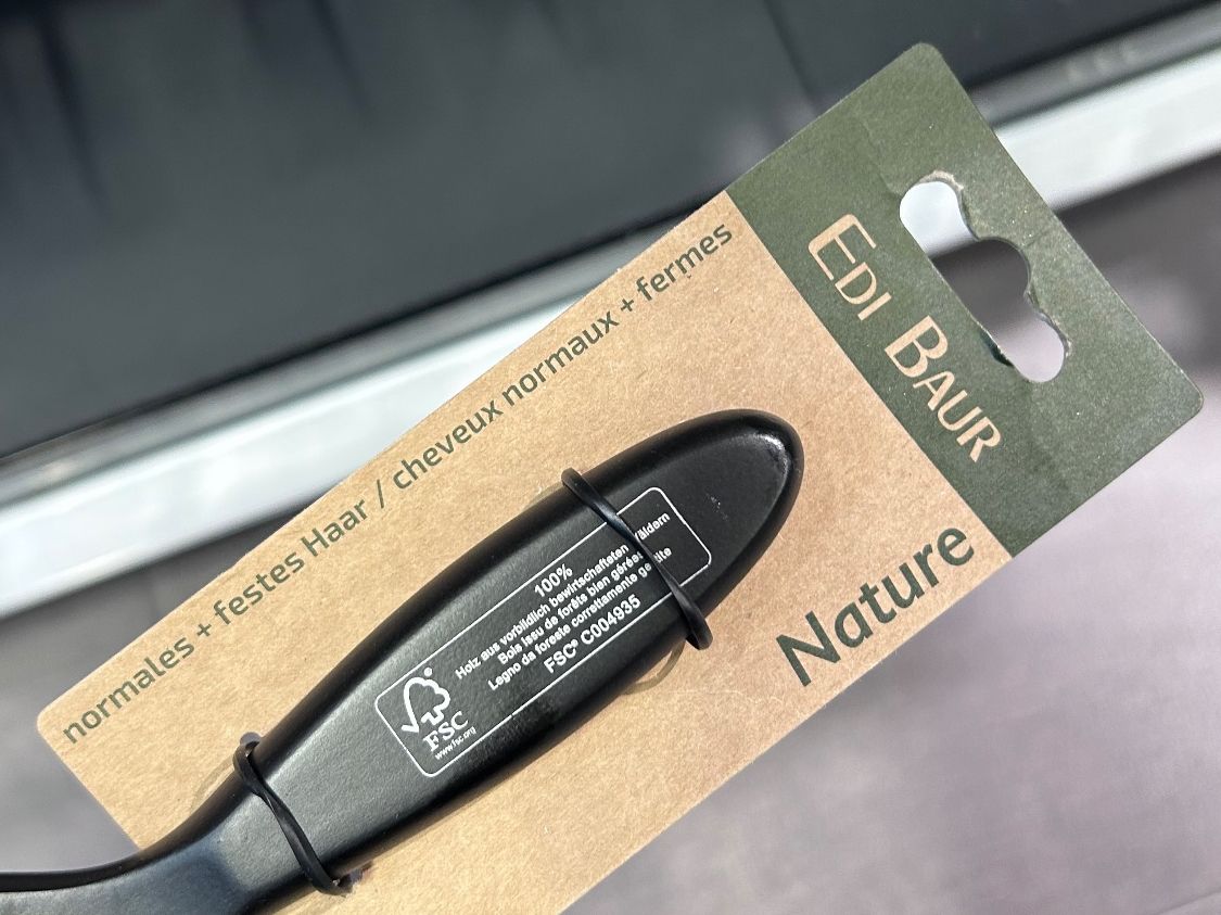 Braun Autres soins des cheveux: Edi Baur Haarbürste – D'occasion à St. Gallen par look-twice 3