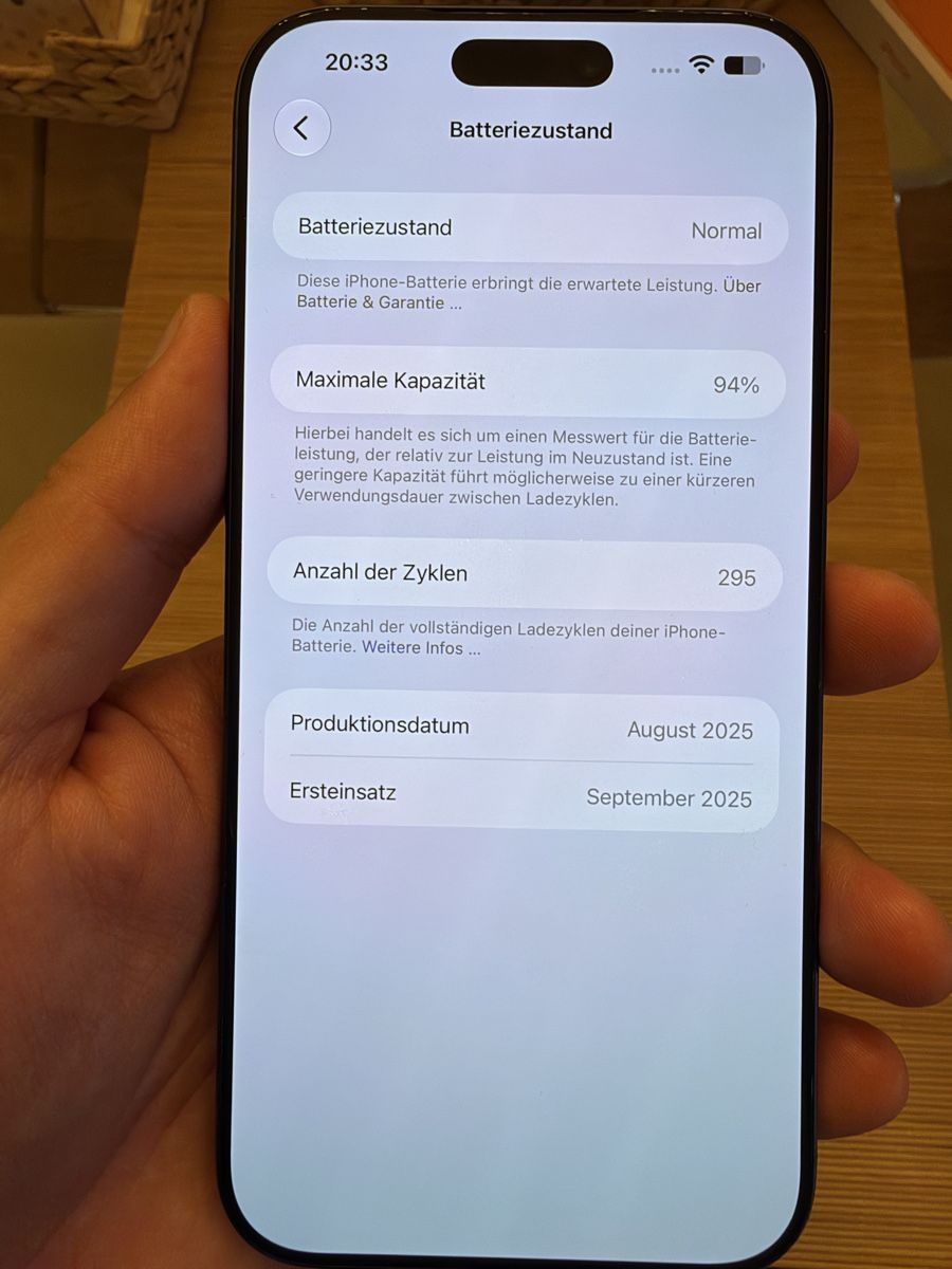 Apple Portables: iPhone 17 pro max – Neuf (Voir description) à Zürich par Yoni_to 6