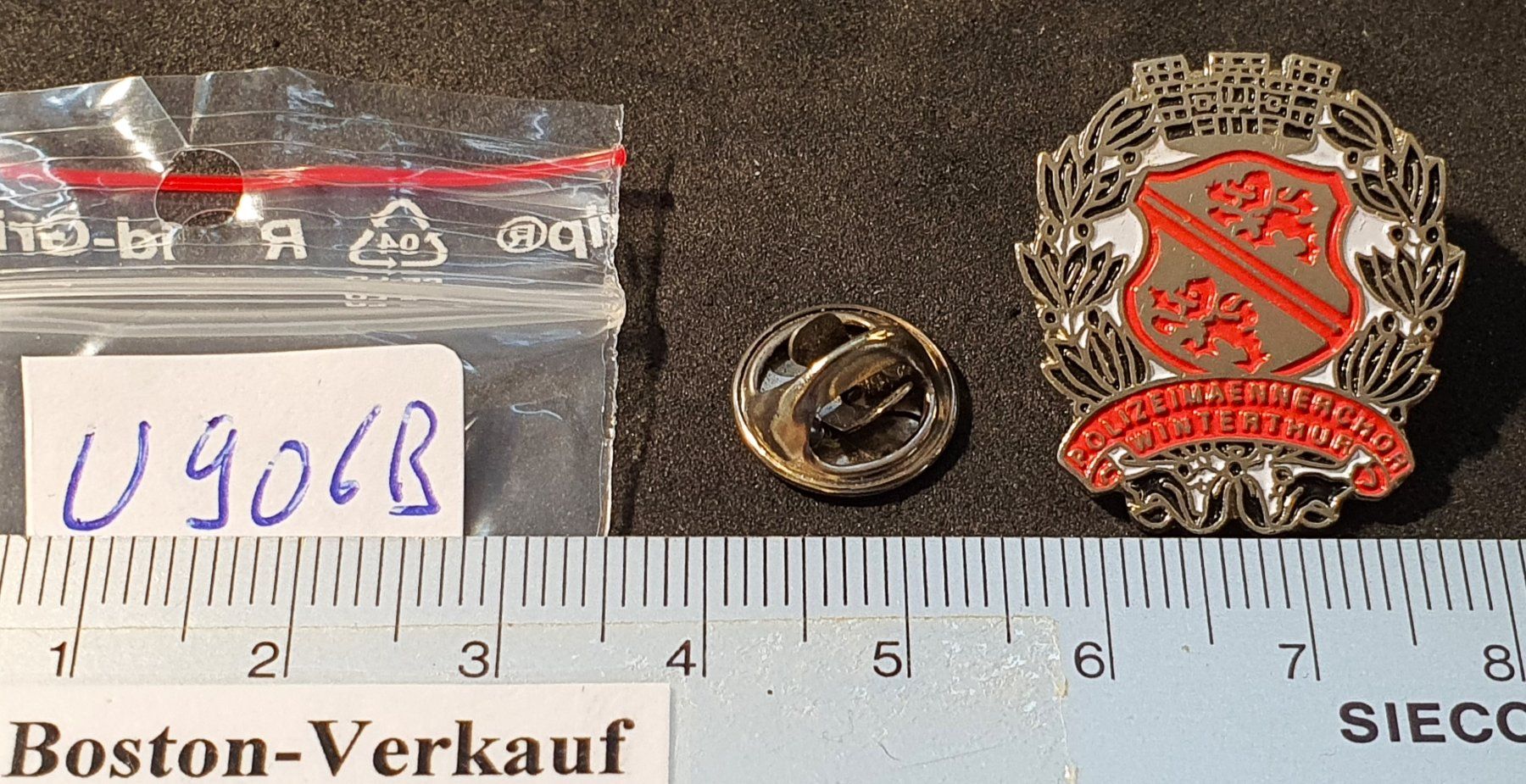 Placchette & Badge: U906B - Pin Polizei Männerchor Winterthur / silberig – Usato da Reinach BL venduto da Boston-Verkauf 1