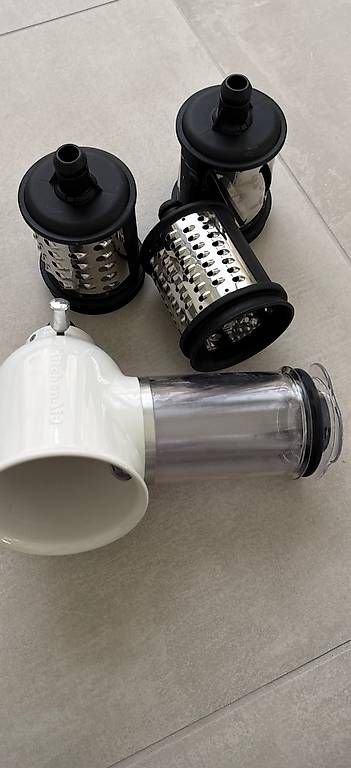 Elettrodomestici da cucina: Kitchen aid artisan creme – Usato da Chur venduto da and_v58z 3