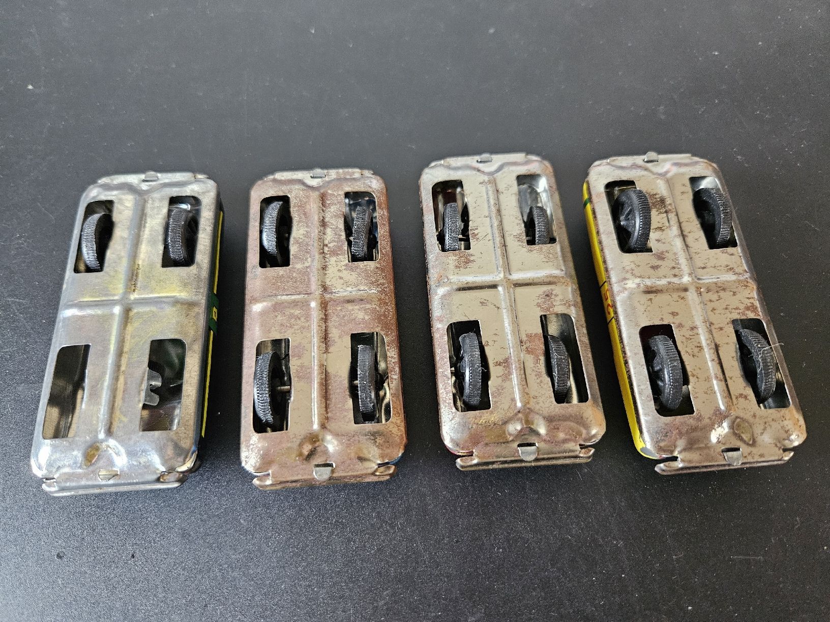 Giocattoli: 4 antike Blechautos – Difettoso da Oberrüti venduto da hoppel77 3