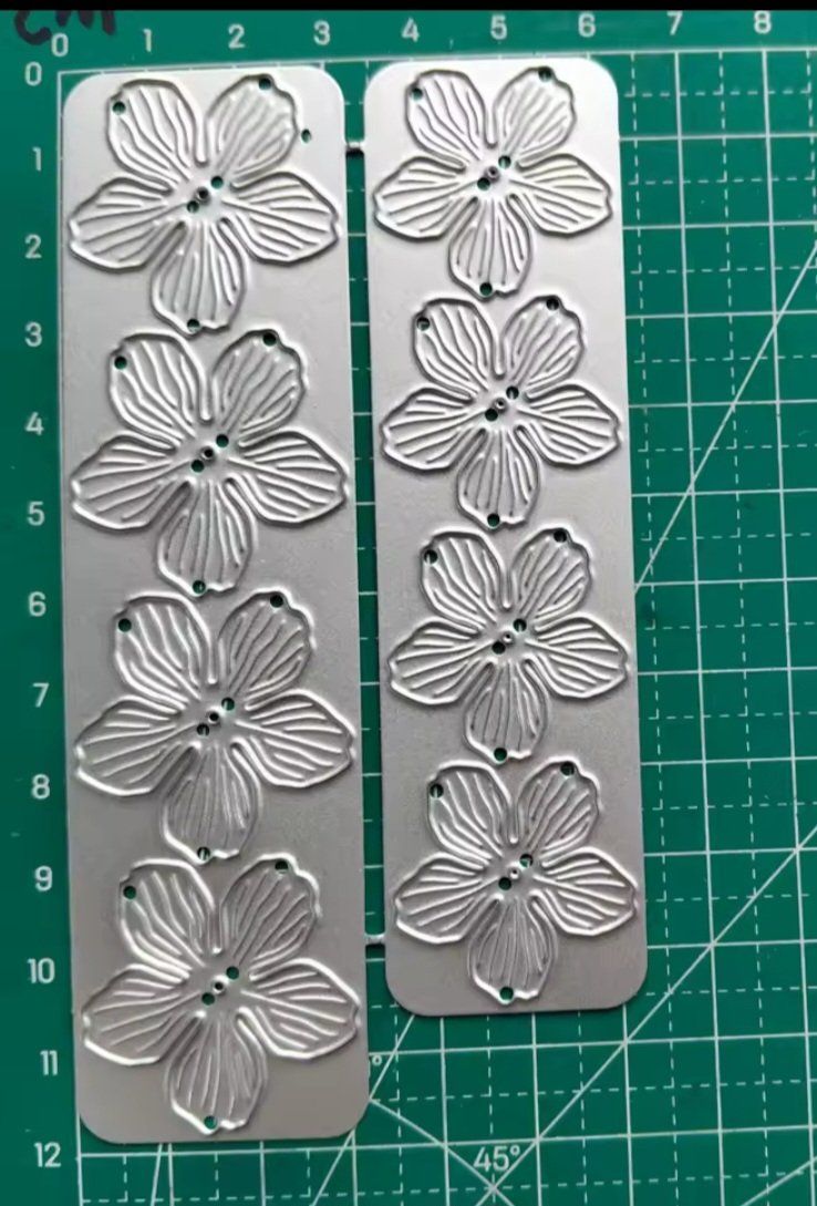 Sciablone: Stanzschablone Nr.1023, Blumen – Nuovo e nell'imballaggio originale da Gretzenbach venduto da Fliegepilz56 2